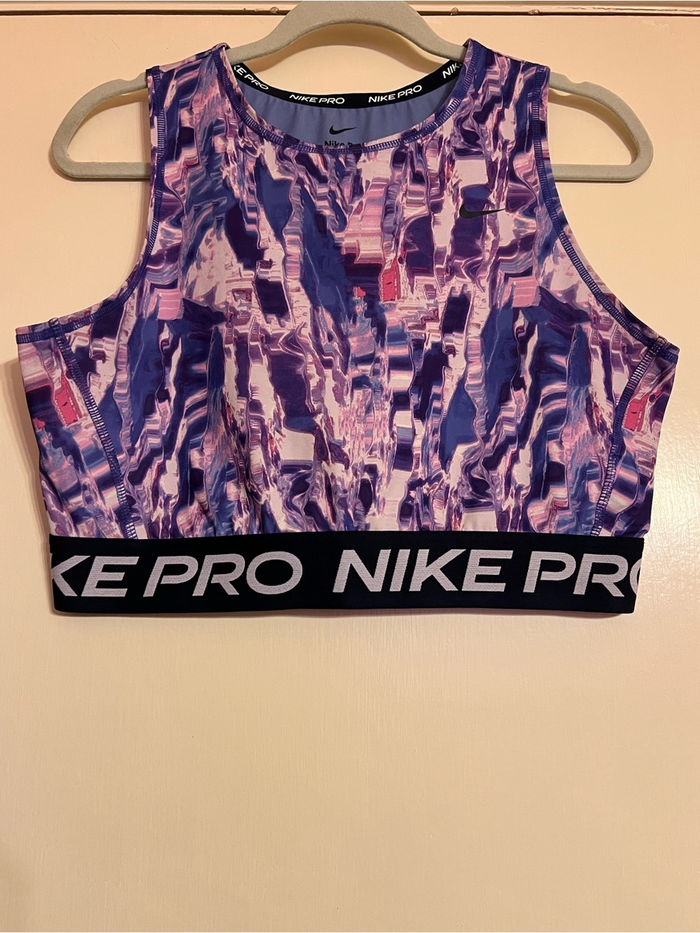 NIKE PRO WOMEN DRI FIT ALL OVER PRINT PURPLE  CROPPED TANK TOP SHIRT LARGE NWOT